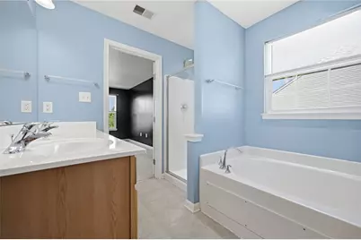 170 Broadstone Dr, Adams Township, PA 16046 - Photo 16
