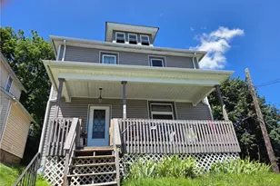 712 6th St, Ellwood City, PA 16117 - Photo 1