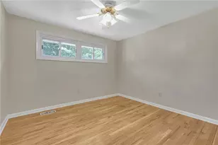 217 Greenwood Dr, Rochester, PA 15066 - Photo 16