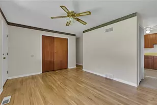 217 Greenwood Dr, Rochester, PA 15066 - Photo 4