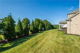 280 Palomino Dr, South Park, PA 15102 - Photo 8