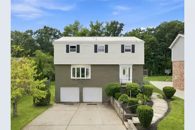 252 Boyce Park Dr, Pittsburgh, PA 15239 - Photo 1
