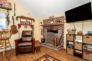 136-138 Paradise Dr, Bethel Township, PA 16226 - Photo 12