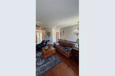 574 E Vanderbilt Dr, Adams Township, PA 16046 - Photo 16