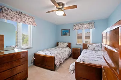 104 Highland Rd, Bethel Park, PA 15102 - Photo 14