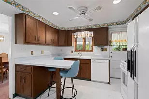 104 Highland Rd, Bethel Park, PA 15102 - Photo 6