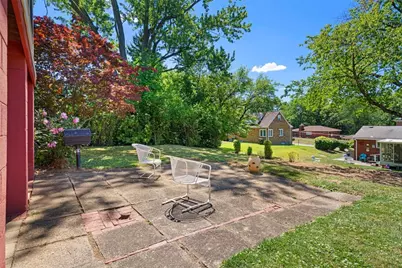 104 Highland Rd, Bethel Park, PA 15102 - Photo 30