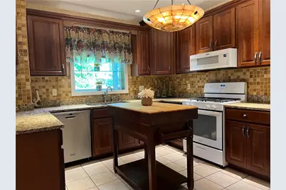 410 E Clen Moore Blvd, New Castle, PA 16105 - Photo 14
