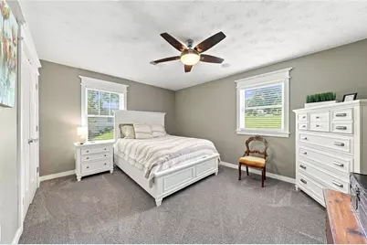 2215 Hyland Rd, Penn Twp, PA 15636 - Photo 32