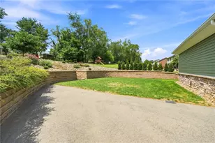 2215 Hyland Rd, Penn Twp, PA 15636 - Photo 40
