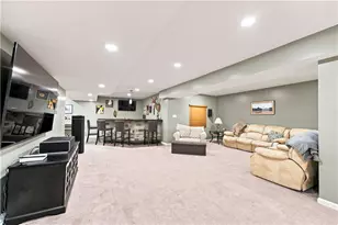 1210 Pin Oak Ct, West Deer, PA 15044 - Photo 34