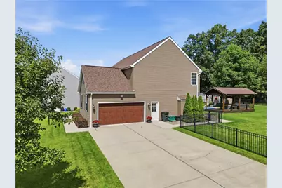 1210 Pin Oak Court, West Deer, PA 15044 - Photo 4