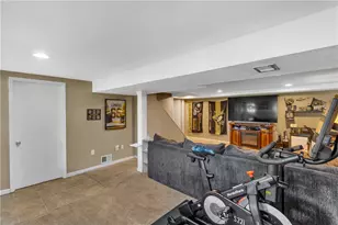 213 Sharon Grange Rd, Hopewell Township, PA 15001 - Photo 24