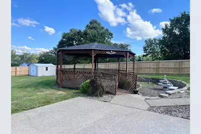 124 Oak Drive, Dry Tav-Rices Landing, PA 15344 - Photo 8