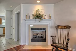128 Odinwood Ct, Greensburg, PA 15601 - Photo 4