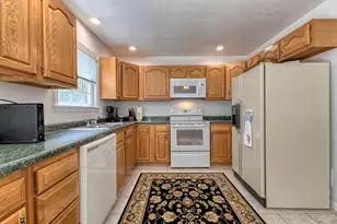 128 Odinwood Ct, Greensburg, PA 15601 - Photo 10