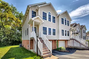128 Odinwood Ct, Greensburg, PA 15601 - Photo 2