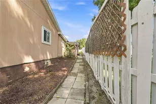 222 Dewitt Ave, Dunbar, PA 15425 - Photo 6