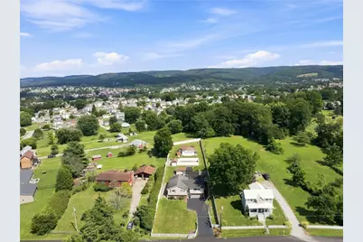222 Dewitt Ave, Connellsville, PA 15425 - Photo 2