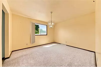 222 Dewitt Ave, Connellsville, PA 15425 - Photo 12