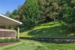 704 Cherry Blossom Ct, Delmont, PA 15626 - Photo 6