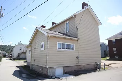 430 3rd St, California, PA 15419 - Photo 4