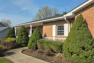 3120 Algonquin Trail, Lower Burrell, PA 15068 - Photo 2