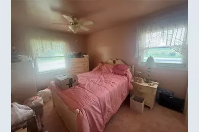 2 Meadow Dr, Greensburg, PA 15601 - Photo 24