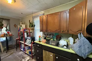 435 6th St, Donora, PA 15033 - Photo 18