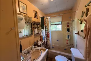 435 6th St, Donora, PA 15033 - Photo 26