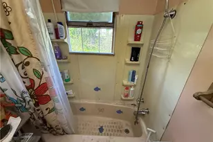 435 6th St, Donora, PA 15033 - Photo 28