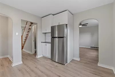 1728 Iowa Ave, West Mifflin, PA 15122 - Photo 12