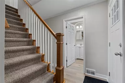 1728 Iowa Ave, West Mifflin, PA 15122 - Photo 14