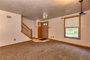 315 Dolomite Ct, Unity Township, PA 15650 - Photo 2