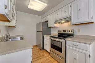 315 Dolomite Ct, Unity Township, PA 15650 - Photo 6