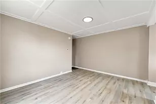 26 Merritt Ave, Pittsburgh, PA 15227 - Photo 14