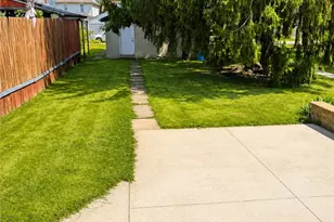 1329 Indiana Ave, Monaca, PA 15061 - Photo 4