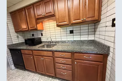 735 Athalia St #2, Baden, PA 15005 - Photo 4