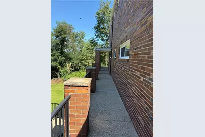 735 Athalia St #2, Baden, PA 15005 - Photo 2