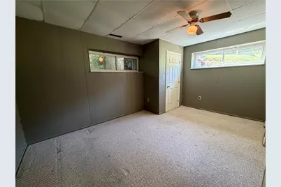 735 Athalia St #2, Baden, PA 15005 - Photo 10