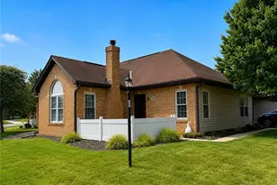 39 Ashford Dr, Cranberry Township, PA 16066 - Photo 1