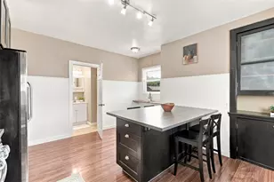 243 W State St, Oakdale, PA 15071 - Photo 14