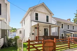 243 W State St, Oakdale, PA 15071 - Photo 2