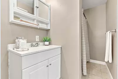 243 W State St, Oakdale, PA 15071 - Photo 16
