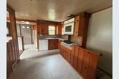 1924 Cherry Aly, Monaca, PA 15061 - Photo 6