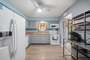 890 4th St, Baden, PA 15005 - Photo 14