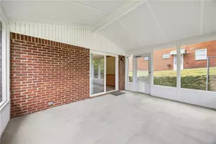 4366 E Brightview Ave, Pittsburgh, PA 15227 - Photo 16
