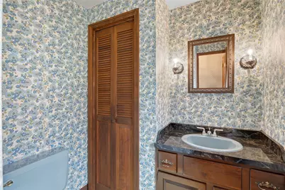 4366 E Brightview Ave, Pittsburgh, PA 15227 - Photo 10