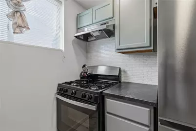 131 S 7th St, Duquesne, PA 15110 - Photo 10