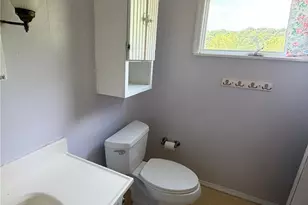 46 Elwyn Ave, Collier Township, PA 15106 - Photo 10